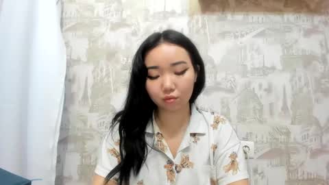 Erica online show from 01-22-25, 05:06