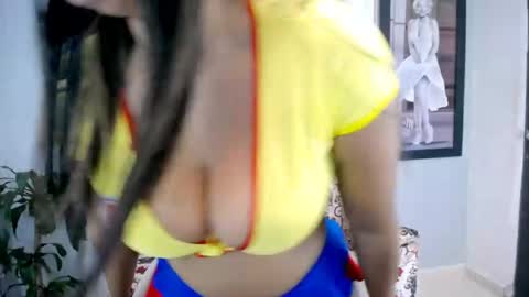 Snapshot of pocahontas_mcry chatting on 06-23-26, 07:12 pocahontas online show from 06-23-26, 07:12