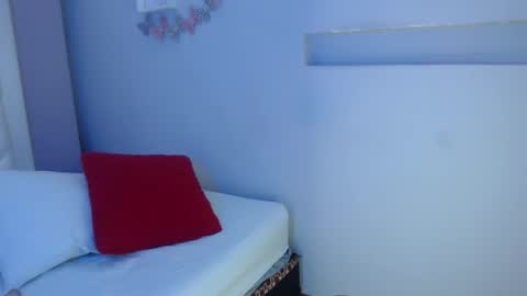 Pocahontas online show from 09-13-25, 01:11