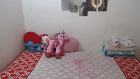 Pocahontas online show from 09-29-25, 02:55