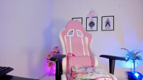 Jasmine online show from 02-14-26, 03:20