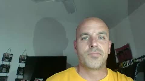 Snapshot of pocoyotop chatting on 03-07-25, 03:18 pocoyotop online show from 03-07-25, 03:18