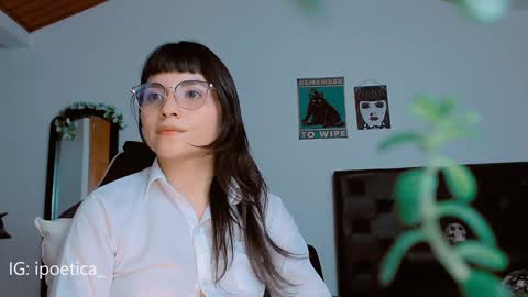 IG ipoetica  online show from 12-23-24, 11:17