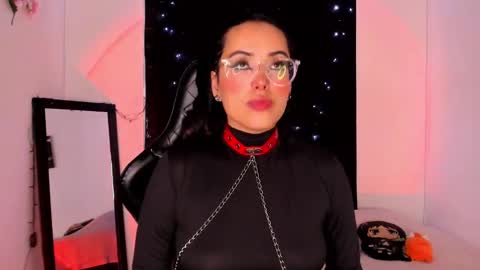 Willow                      Hours 12pm to 630pm Colombian time FRIDAY AND SUNDAY FREE DAYS online show from 02-05-25, 05:53