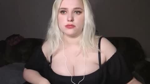 poisondark online show from 02-19-26, 06:04