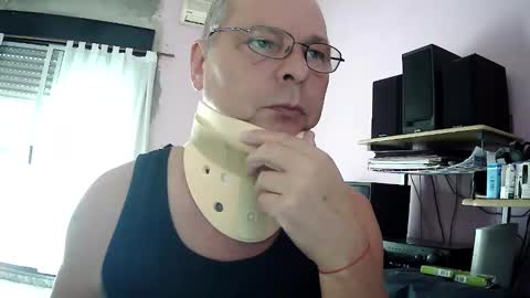 Snapshot of pol22010 chatting on 04-19-26, 03:55 Polako online show from 04-19-26, 03:55