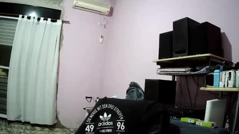 Snapshot of pol22010 chatting on 04-20-26, 10:11 Polako online show from 04-20-26, 10:11