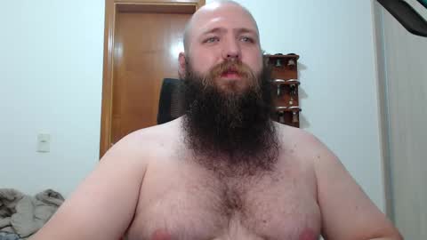 Snapshot of polar_bear91 chatting on 02-14-25, 02:39 Bear online show from 02-14-25, 02:39