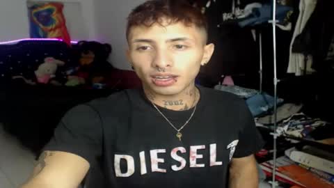 Snapshot of polar_gamer chatting on 12-04-25, 06:49 polar_gamer online show from 12-04-25, 06:49