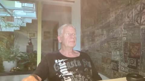 Paul online show from 05-04-26, 05:53