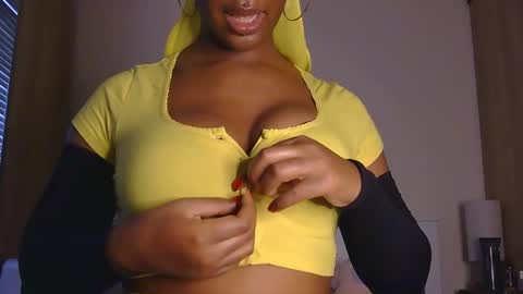 Snapshot of poleheathen chatting on 10-17-25, 11:02 Heathen online show from 10-17-25, 11:02