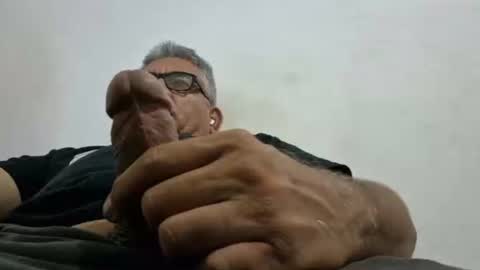 poli online show from 02-19-25, 02:33