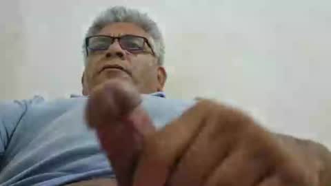 poli online show from 03-19-26, 02:37