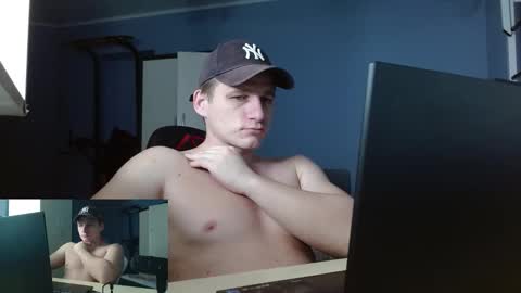 Poliglotjoe2 online show from 01-18-26, 08:56