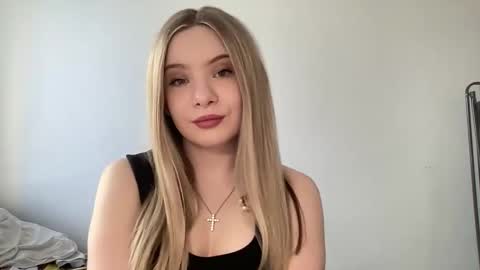 polishangel222 online show from 04-27-26, 02:37