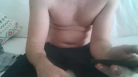 Snapshot of pollon20cm1988 chatting on 05-11-26, 02:01 pollon20cm1988 online show from 05-11-26, 02:01