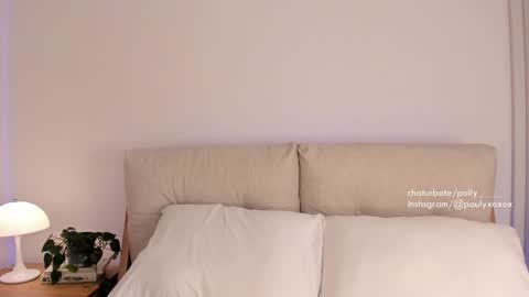 Snapshot of polly_____ chatting on 01-24-25, 09:26 Polly online show from 01-24-25, 09:26