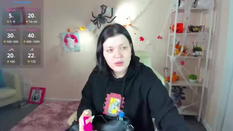 Polly online show from 11-01-25, 01:07