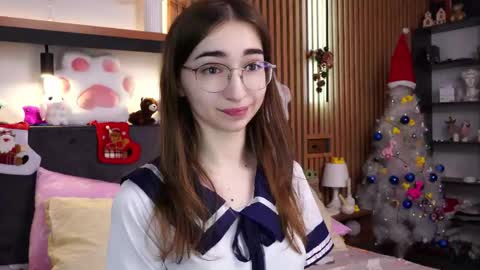 Polly online show from 12-14-25, 07:36