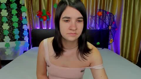 Polly online show from 03-21-26, 06:51