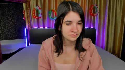 Polly online show from 04-06-26, 06:03