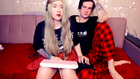 Snapshot of polly_wow chatting on 01-19-25, 05:37 Polly online show from 01-19-25, 05:37