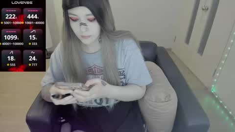 Polly online show from 03-09-26, 05:39