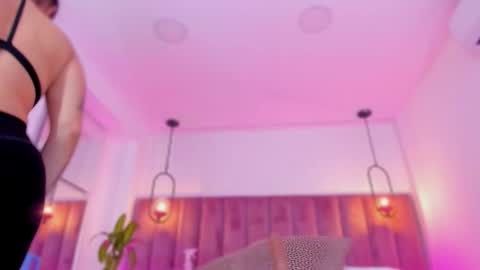 Snapshot of pollybabe_ chatting on 02-20-26, 10:16 POLLY online show from 02-20-26, 10:16