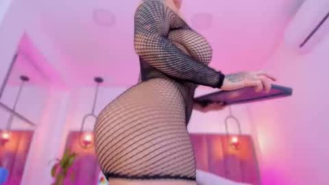 Snapshot of pollybabe_ chatting on 03-01-26, 10:28 POLLY online show from 03-01-26, 10:28