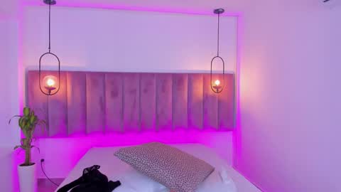 POLLY online show from 03-21-26, 10:09