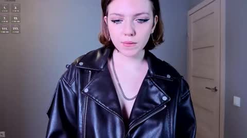  Your Polly  follow me  online show from 01-16-26, 02:43