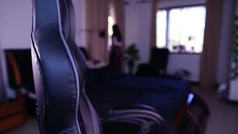  - Help me Reach 100 thumbs up  online show from 01-30-25, 09:36