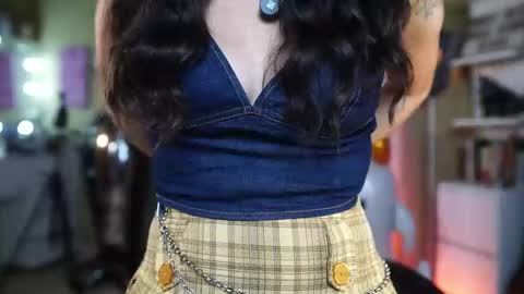  - Help me Reach 100 thumbs up  online show from 10-23-25, 02:11