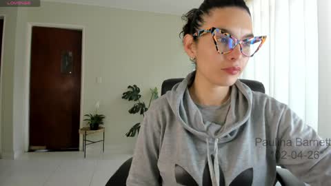 paulina barnett online show from 04-03-26, 02:26