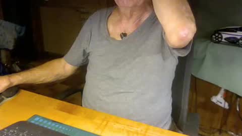 pomme1949 online show from 02-02-25, 02:34