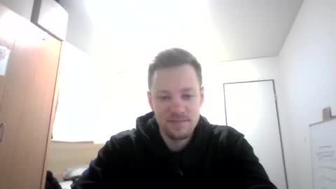 pommesmiteiscreme online show from 02-08-25, 03:19