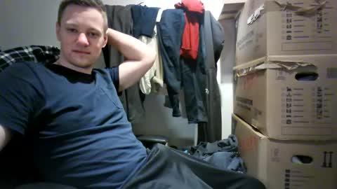 pommesmiteiscreme online show from 12-21-25, 11:56