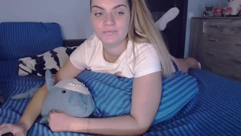 Snapshot of popkornmolli chatting on 12-02-24, 11:12 popkornmolli online show from 12-02-24, 11:12