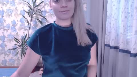 Snapshot of popkornmolli chatting on 12-28-24, 10:36 popkornmolli online show from 12-28-24, 10:36