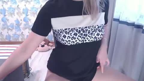 Snapshot of popkornmolli chatting on 01-23-25, 09:50 popkornmolli online show from 01-23-25, 09:50