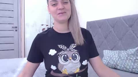 Snapshot of popkornmolli chatting on 02-16-25, 09:48 popkornmolli online show from 02-16-25, 09:48