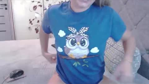 Snapshot of popkornmolli chatting on 09-16-25, 08:26 popkornmolli online show from 09-16-25, 08:26