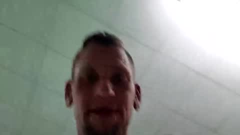 Snapshot of poppabee chatting on 02-05-25, 06:56 poppabee online show from 02-05-25, 06:56