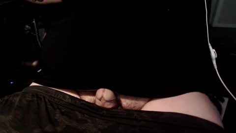 Snapshot of porkypork chatting on 10-27-25, 07:18 porkdaddy online show from 10-27-25, 07:18