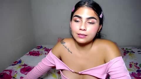 Snapshot of porn_sexy chatting on 01-26-25, 08:14 NICKKYMARTIN online show from 01-26-25, 08:14