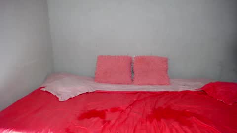 Snapshot of porn_sexy chatting on 02-19-25, 08:41 NICKKYMARTIN online show from 02-19-25, 08:41