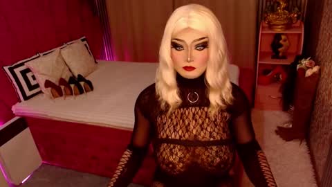 Snapshot of pornstarshaina chatting on 12-23-24, 10:12 pornstarshaina online show from 12-23-24, 10:12