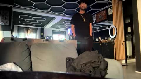 portugues_malvadao2 online show from 04-03-26, 07:28