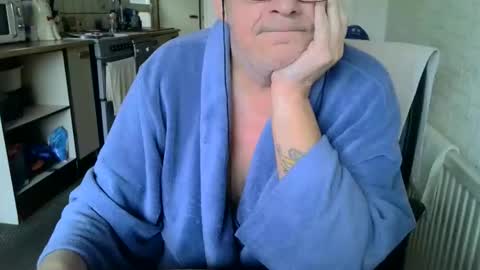 poshman65 online show from 12-18-25, 11:38