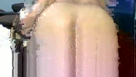 Snapshot of poundittt chatting on 09-15-25, 12:10 dikud0wn online show from 09-15-25, 12:10